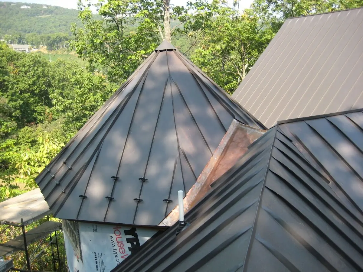Professional Roof Tarp Installation by Craftsman Roofing in Mohnton